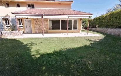 Garden of Single-family semi-detached to rent in La Moraleja  with Heating, Private garden and Pets allowed