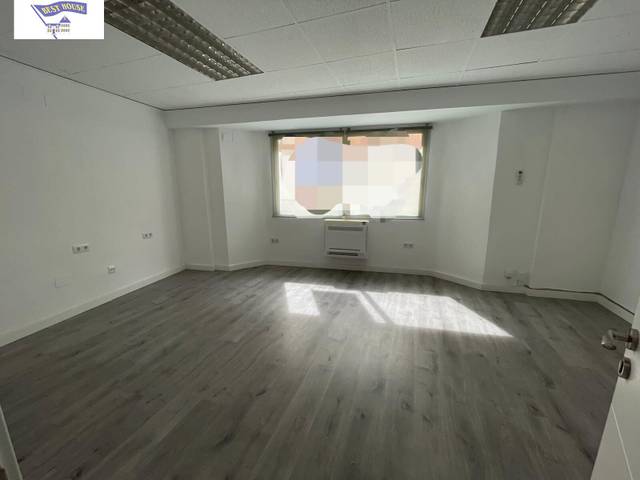 Oficina en Alquiler en Carretas - Pajarita