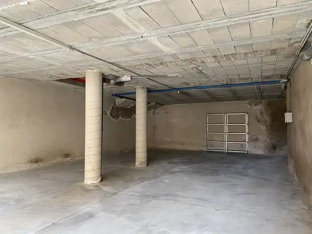 Garage zum Verkauf in N/A, -1, Castelló d'Empúries