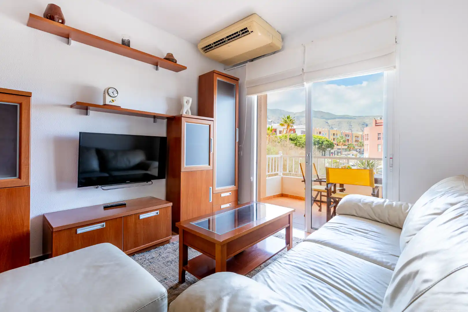 Living room of Apartments for rent in Candelaria  with Air Conditioner, Heating and Parquet flooring