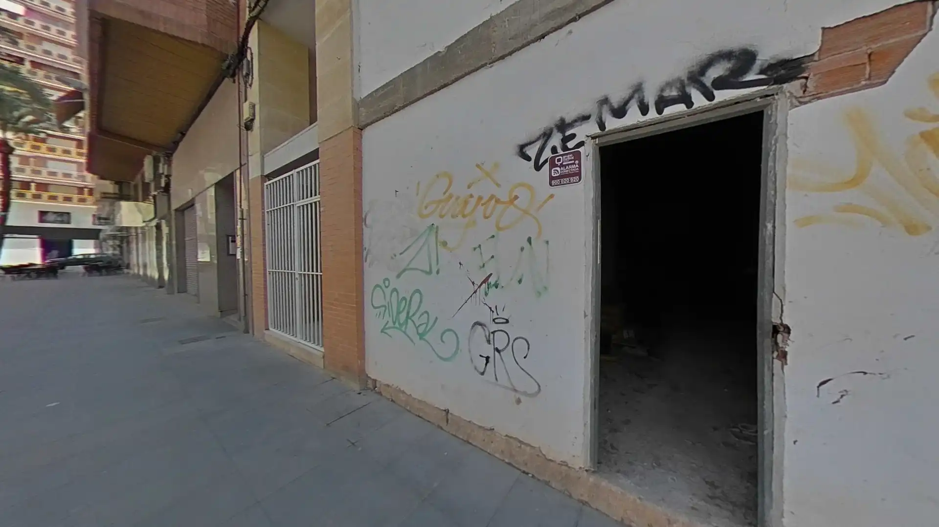 Parking of Commercial properties for sale in Villena