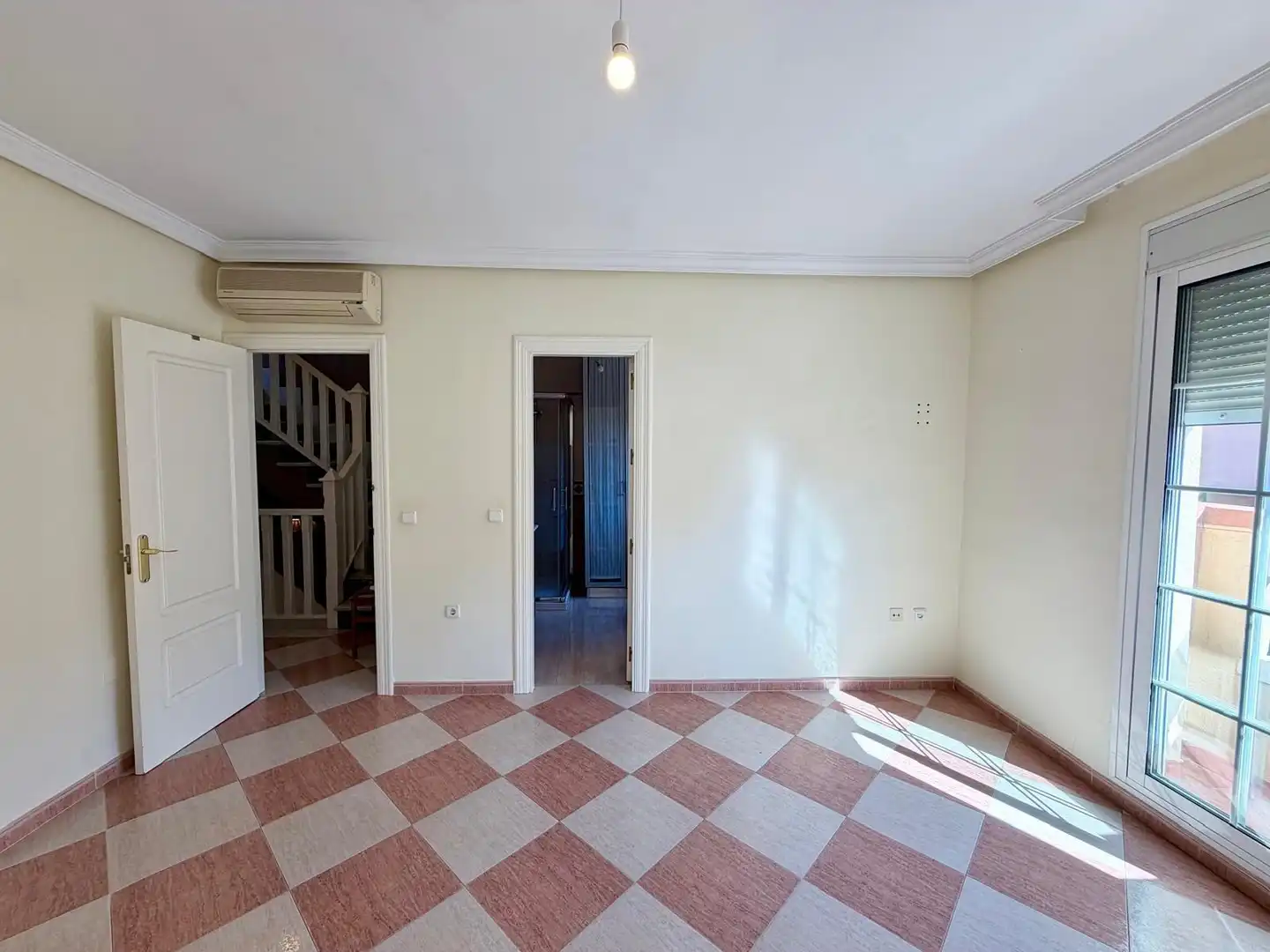 Casa adosada en venta en Aguadulce