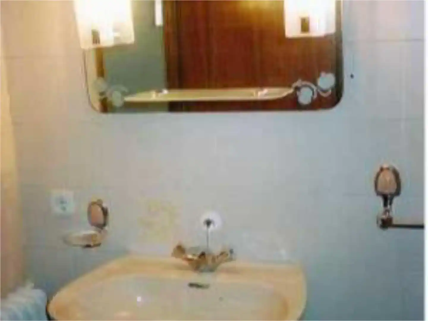 Baño de Piso para compartir en Madrid con Parquet, Amueblado y Balcón