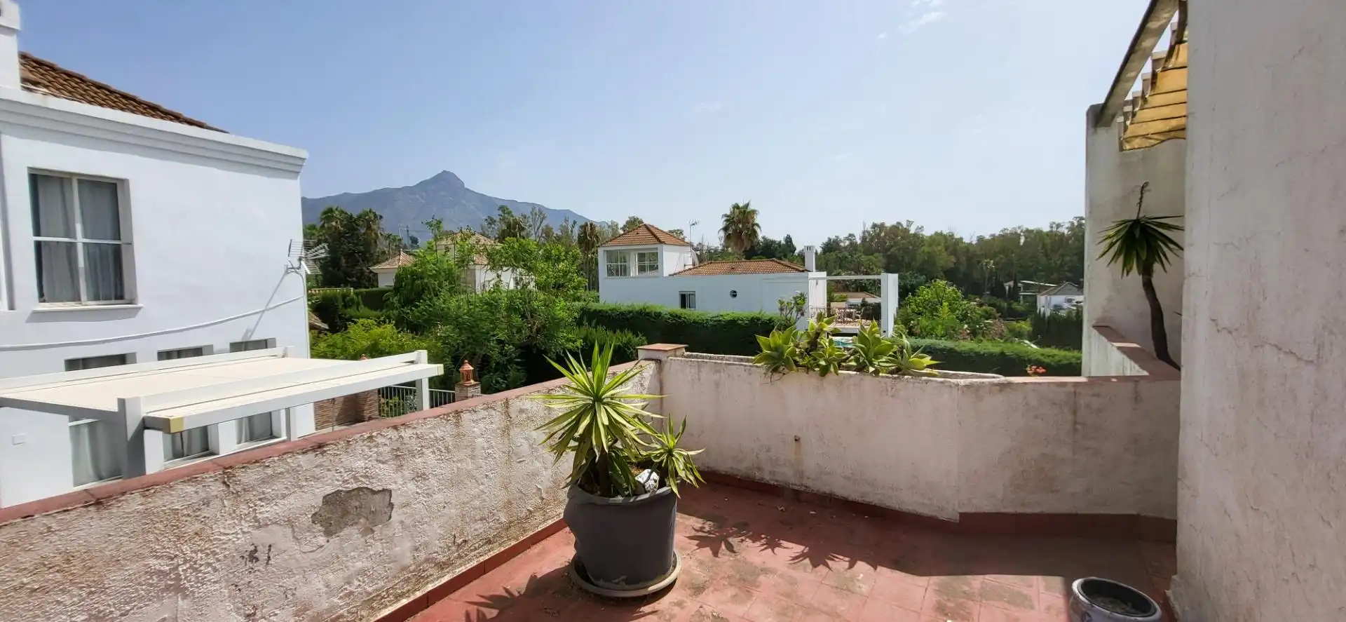 Detached house with terrace for sale in Nueva Andalucía, imagen 25