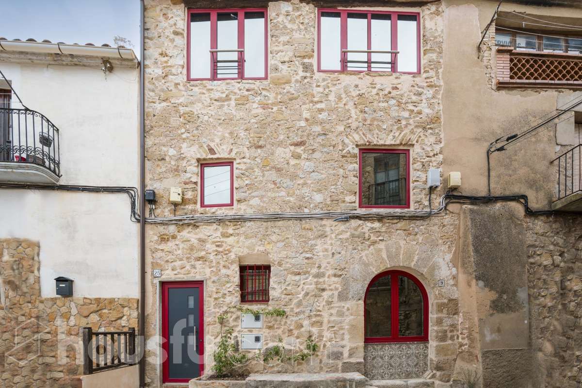 Vista exterior de Dúplex en venta en La Torre de Claramunt con Terraza