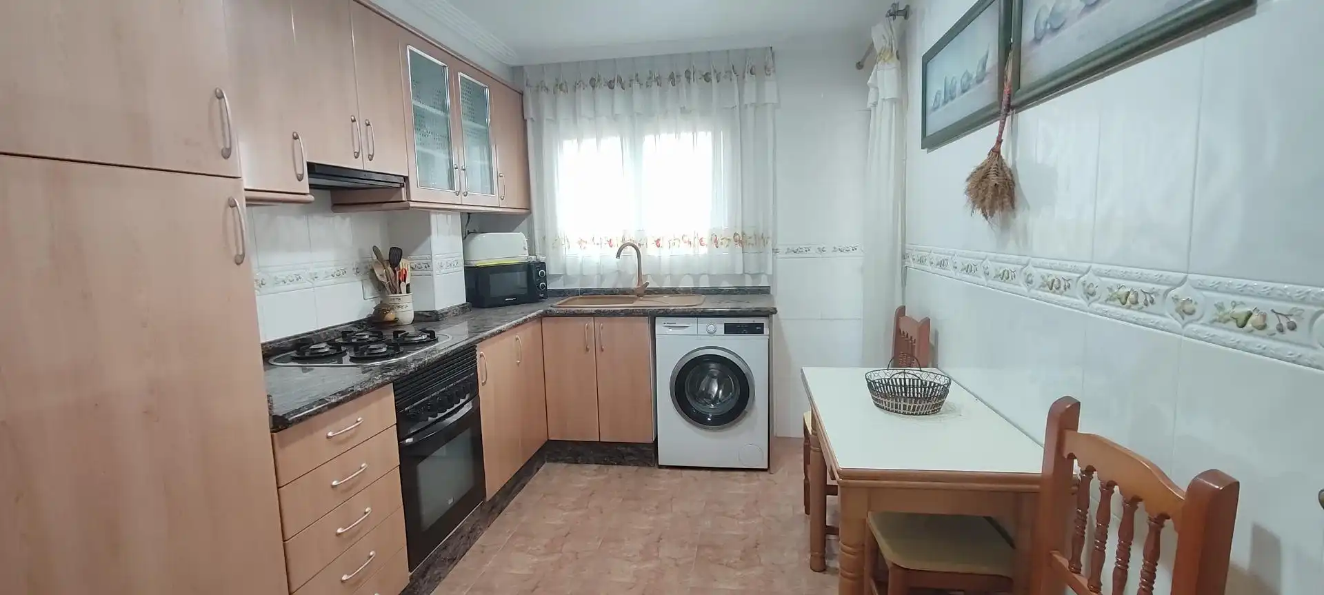 Kitchen of Flat for rent in Paiporta  with Air Conditioner, Heating and Storage room