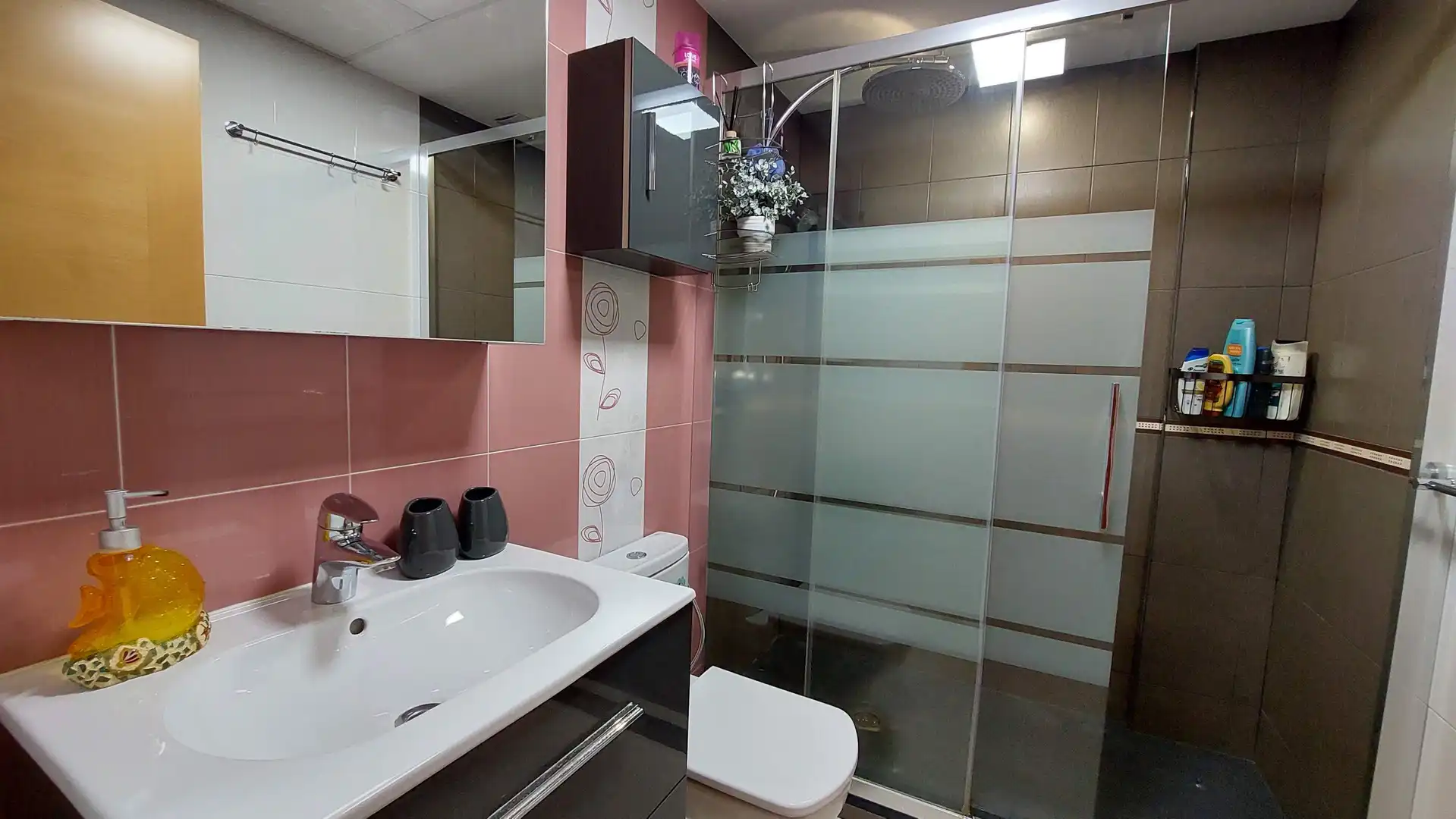 Baño de Casa adosada en venta en Salou con Aire acondicionado, Calefacción y Jardín privado