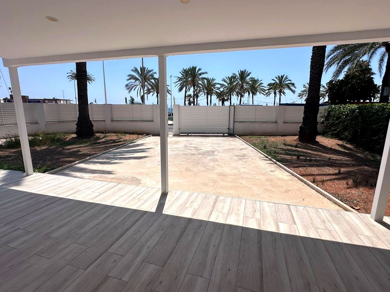 Terrassa de Casa o xalet en venda en Benicasim / Benicàssim amb Jardí privat, Terrassa i Piscina comunitària