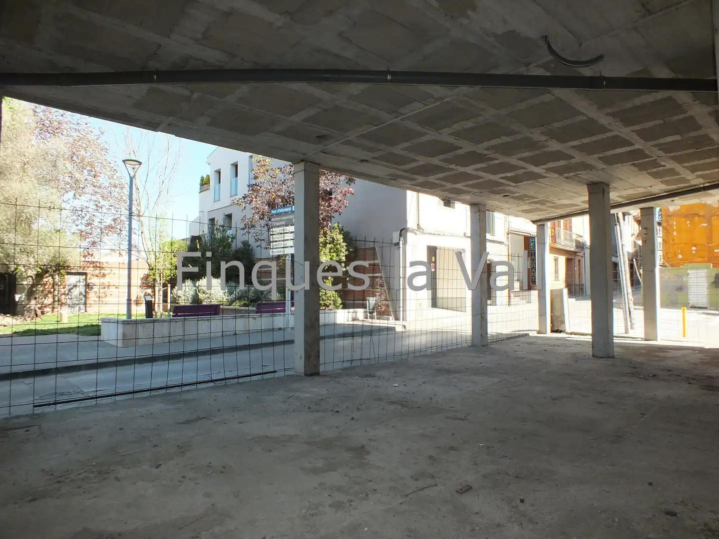 Local comercial en venda a Roda de Ter, imagen 4