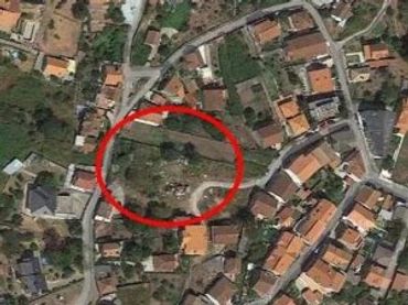 Terreno residencial en venta en Rúa O Escote 13