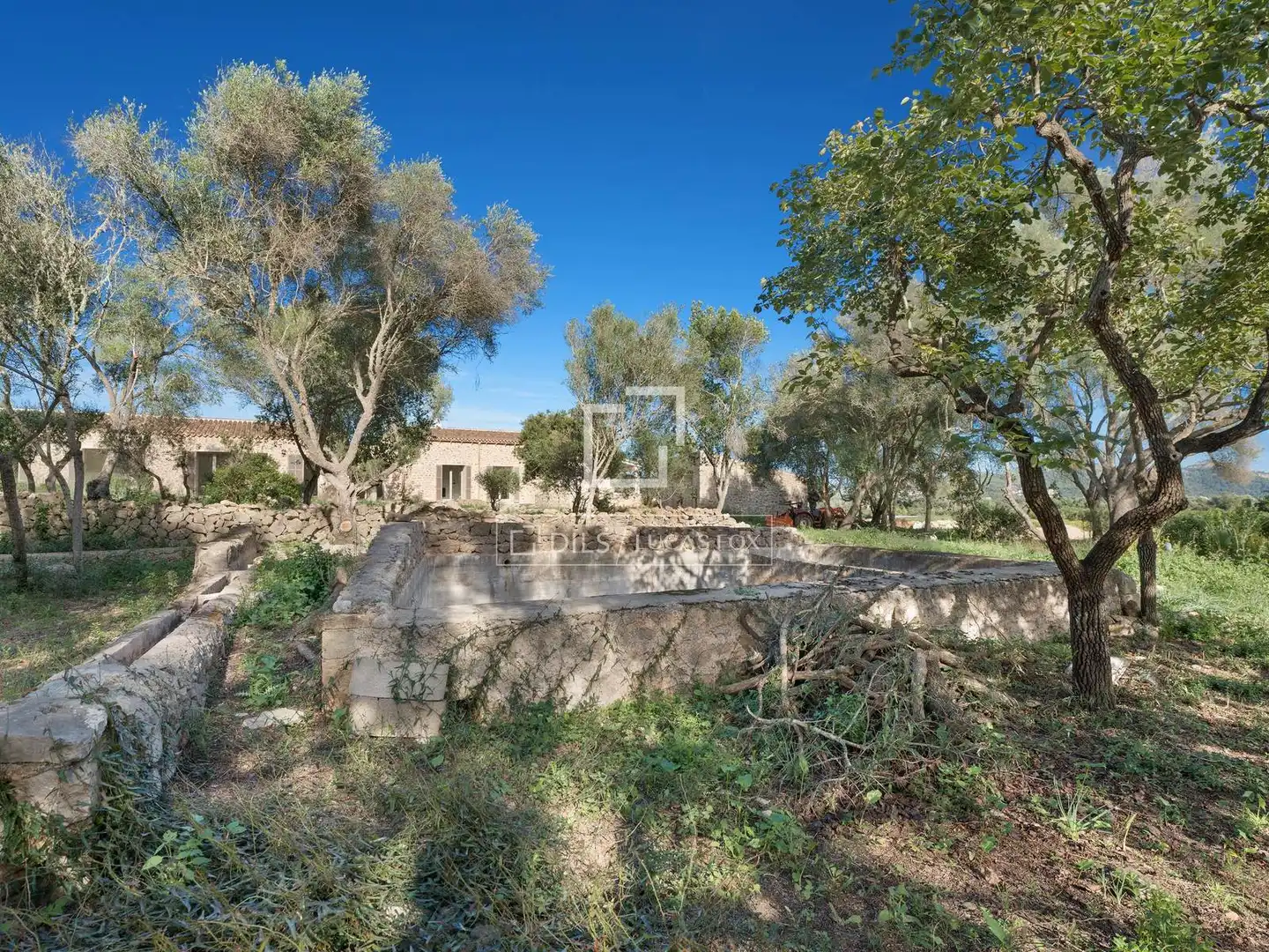 Country homes for sale in Capdepera  with Air Conditioner, Heating and Private garden