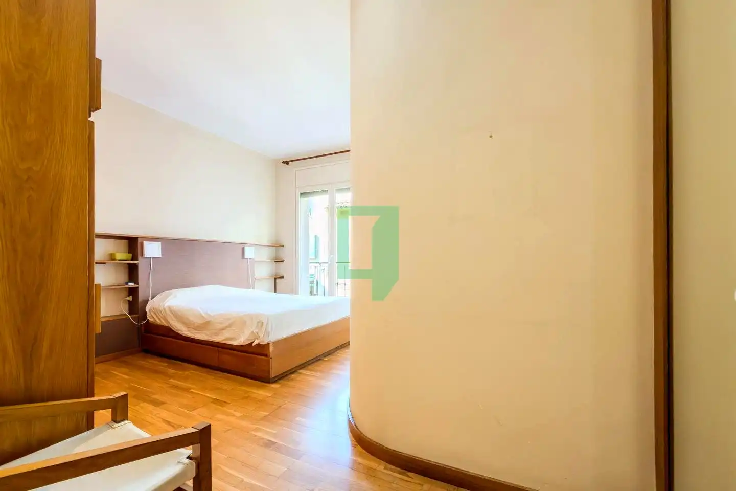 Dormitori de Casa o xalet en venda en Badalona amb Aire condicionat, Calefacció i Jardí privat