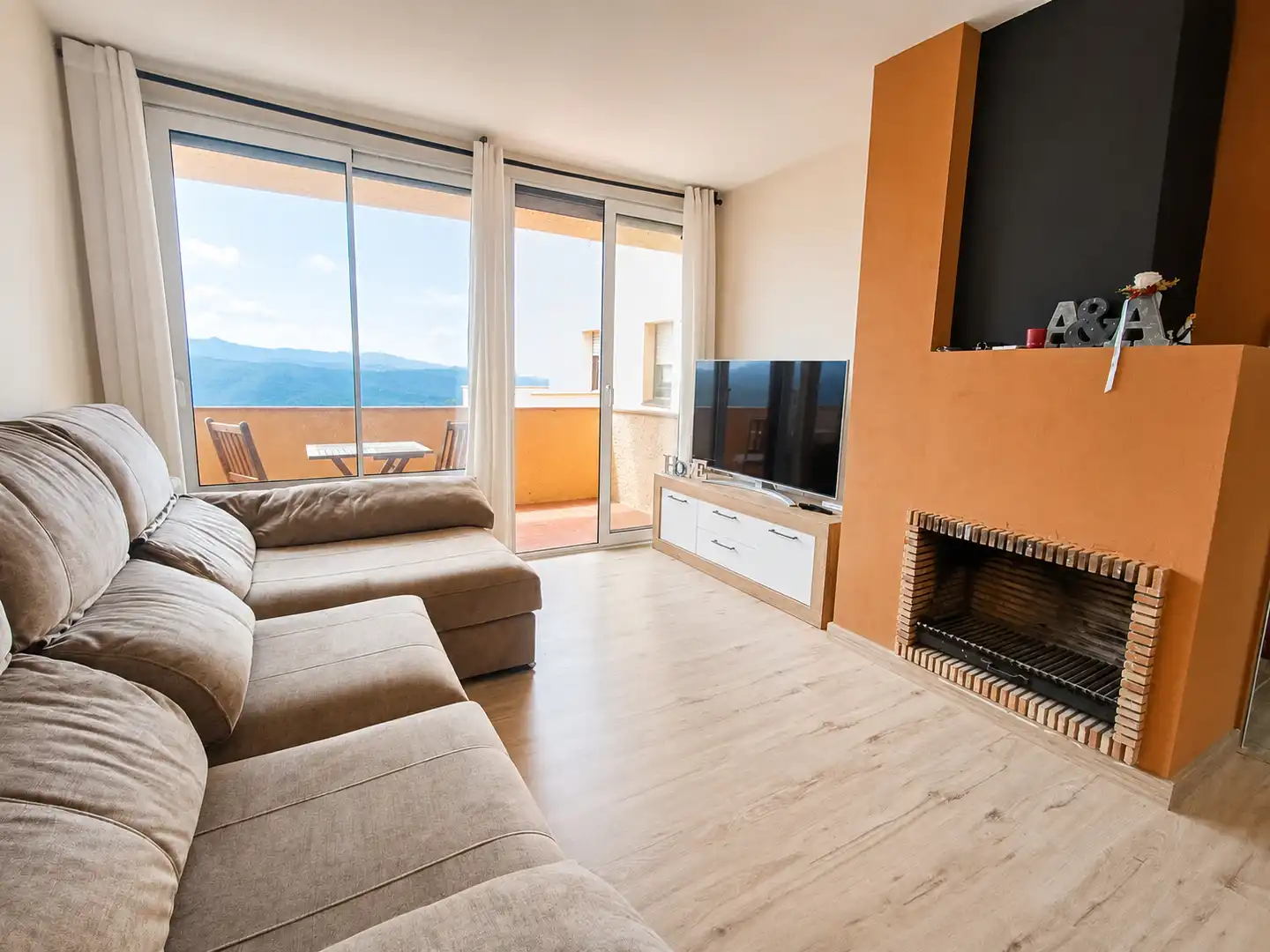 Living room of Flat for sale in Calders  with Heating, Parquet flooring and Balcony