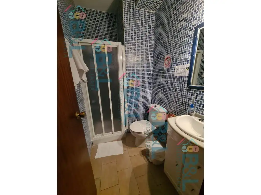 Baño de Local en venta en Cortegana con Aire acondicionado y Amueblado