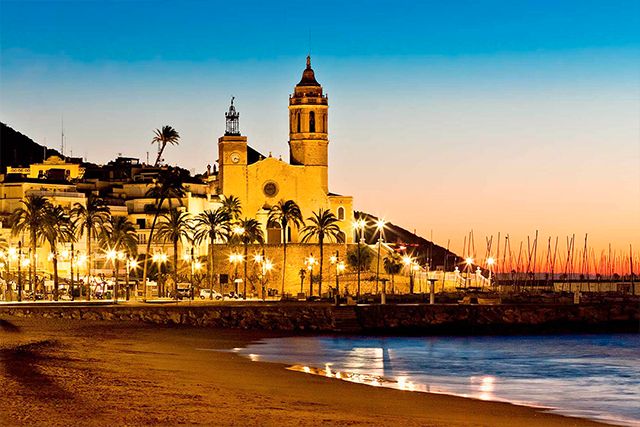 Vista exterior de Pis de lloguer en Sitges amb Aire condicionat, Calefacció i Terrassa