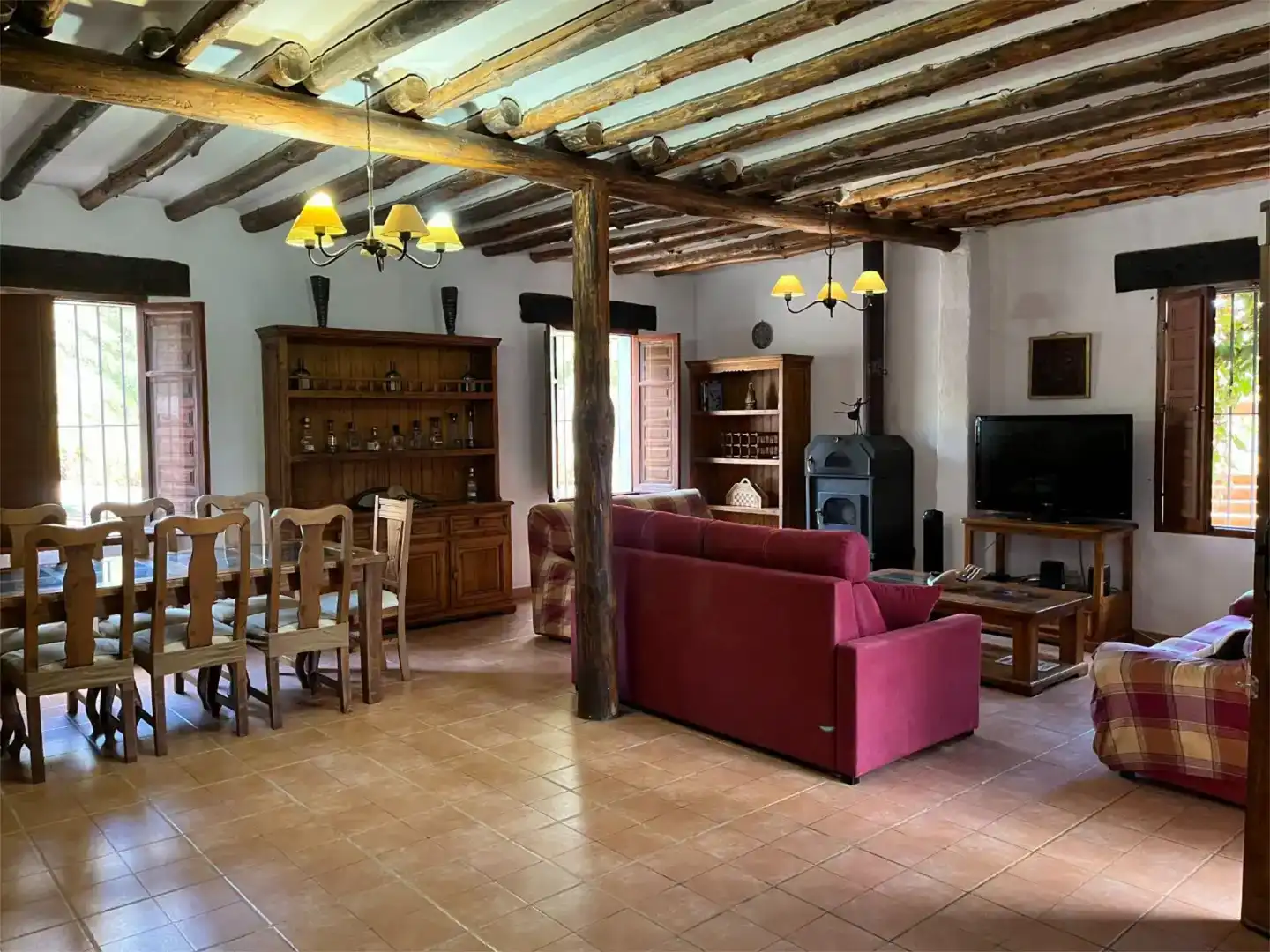 Sala d'estar de Finca rústica en venda en Casabermeja amb Piscina