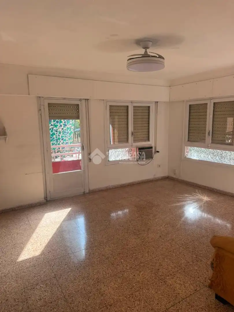 Piso con balcón en venta en Florida - Ciudad de Asís, imagen 3