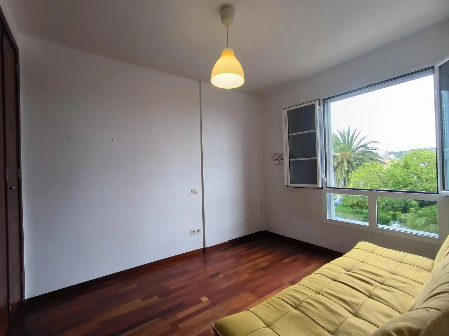 Dormitori de Casa adosada en venda en Las Palmas de Gran Canaria amb Jardí privat, Parquet i Terrassa