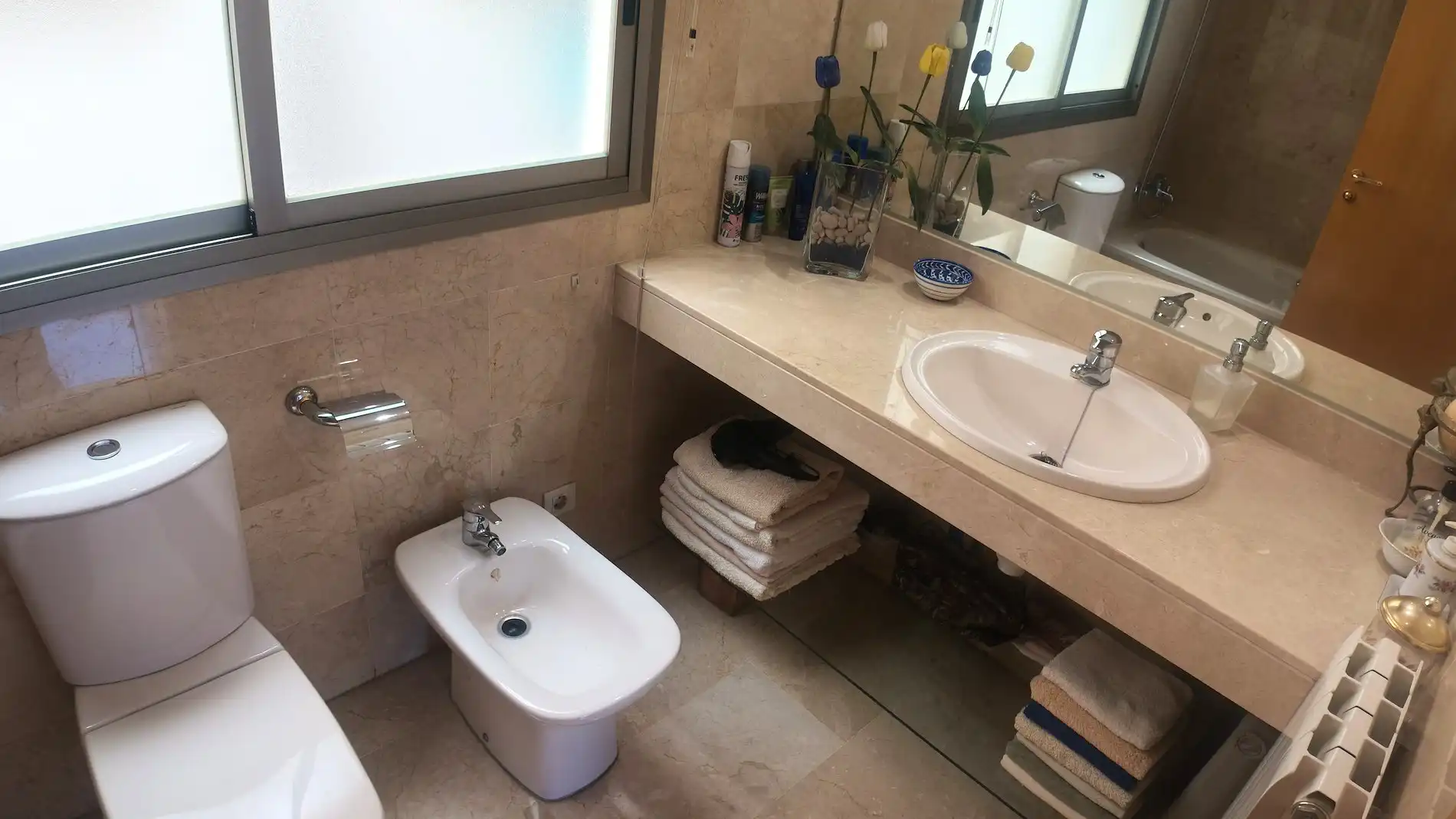 Baño de Piso en venta en Molins de Rei con Aire acondicionado, Calefacción y Piscina