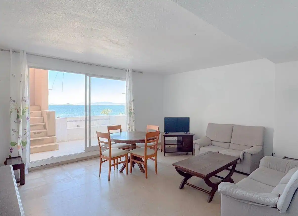 Wohnzimmer von Dachboden zum Verkauf in La Manga del Mar Menor mit Privatgarten, Terrasse und Abstellraum