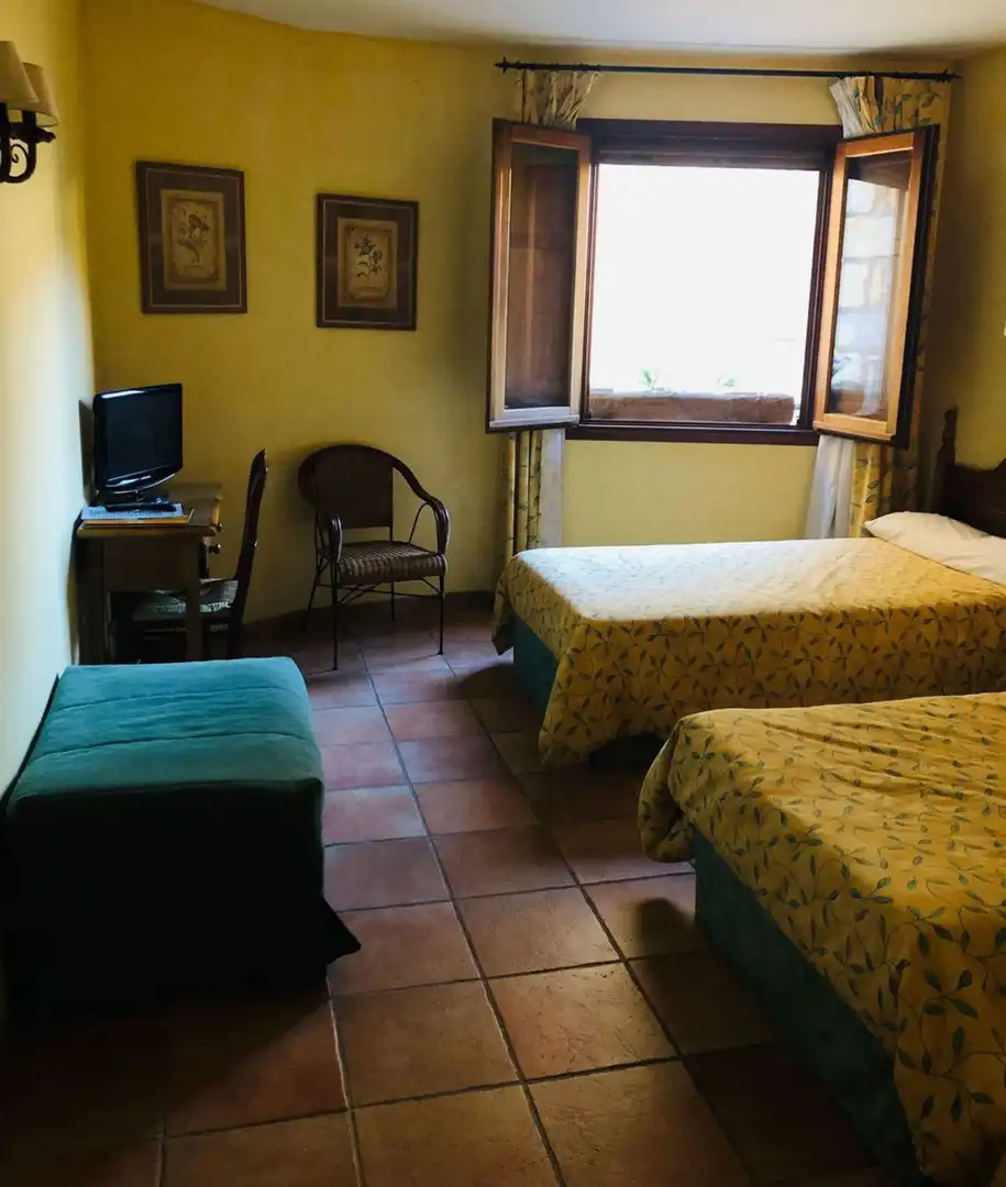 Buildings for sale in Plaza mayor, Puebla de Arenoso