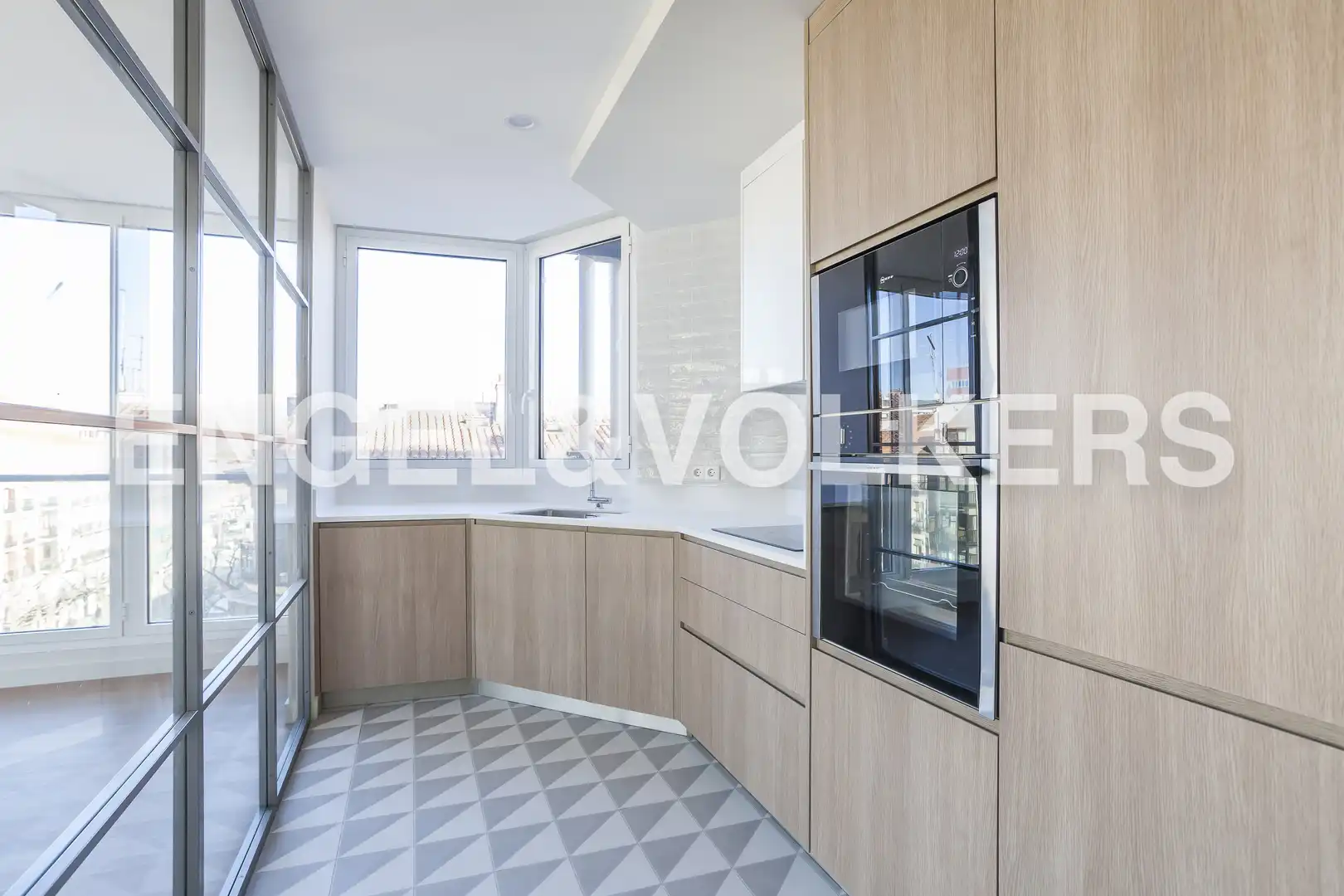 Kitchen of Attic for rent in Madrid  with Heating and Swimming Pool