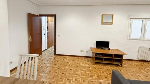 Photo 3 of Flat for rent in Calle de Canillas, Prosperidad,  Madrid Capital