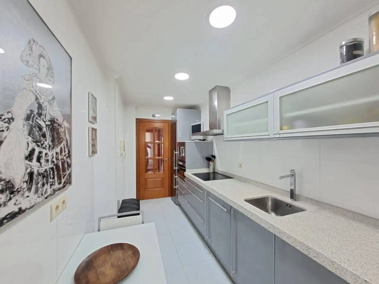Flat for sale in Calle Sahagún, Universidad - Las Huelgas