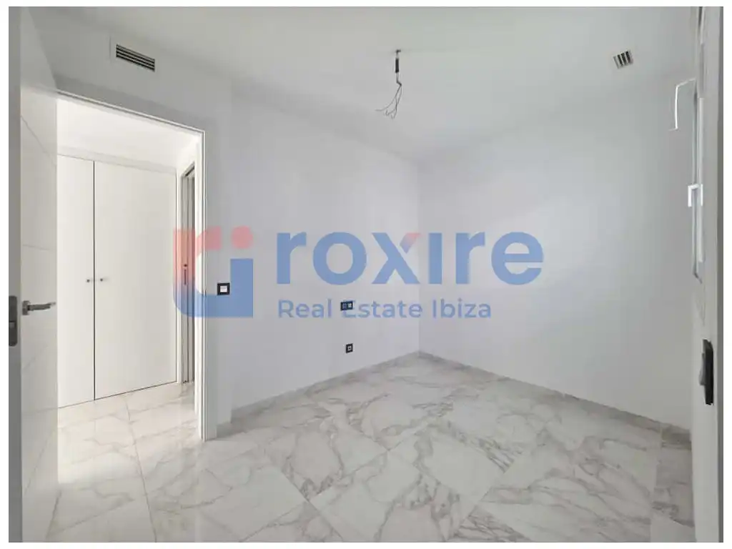 Habitación de Planta baja en venta en Sant Josep de sa Talaia con Aire acondicionado, Jardín privado y Terraza