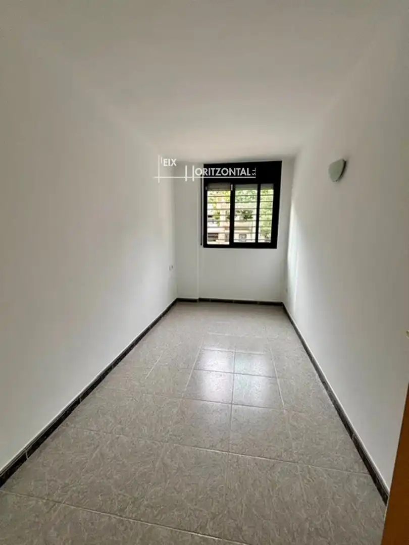 Bedroom of Flat for rent in Sabadell  with Heating