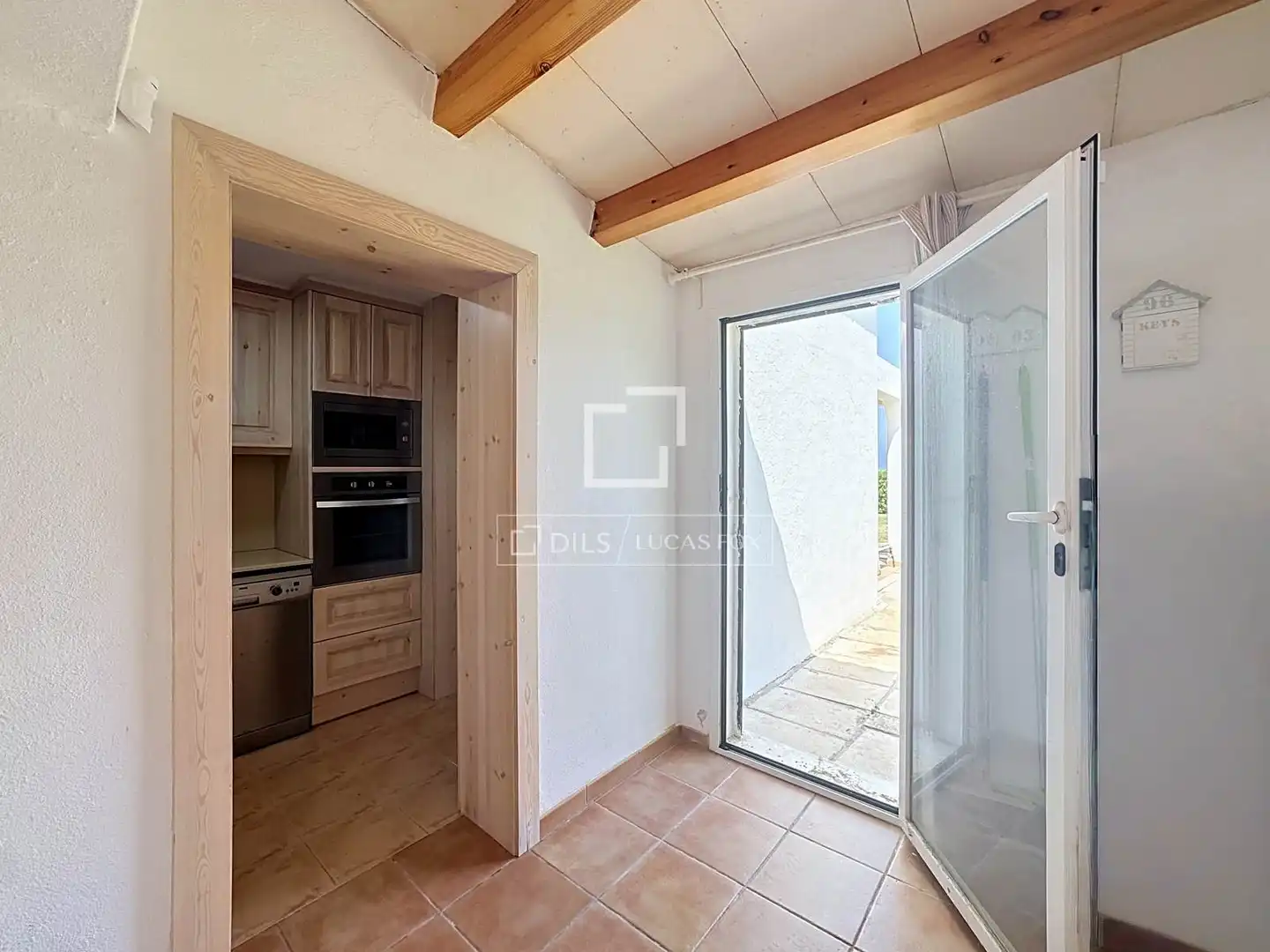 Cuina de Casa o xalet en venda en Ciutadella de Menorca amb Aire condicionat, Jardí privat i Piscina