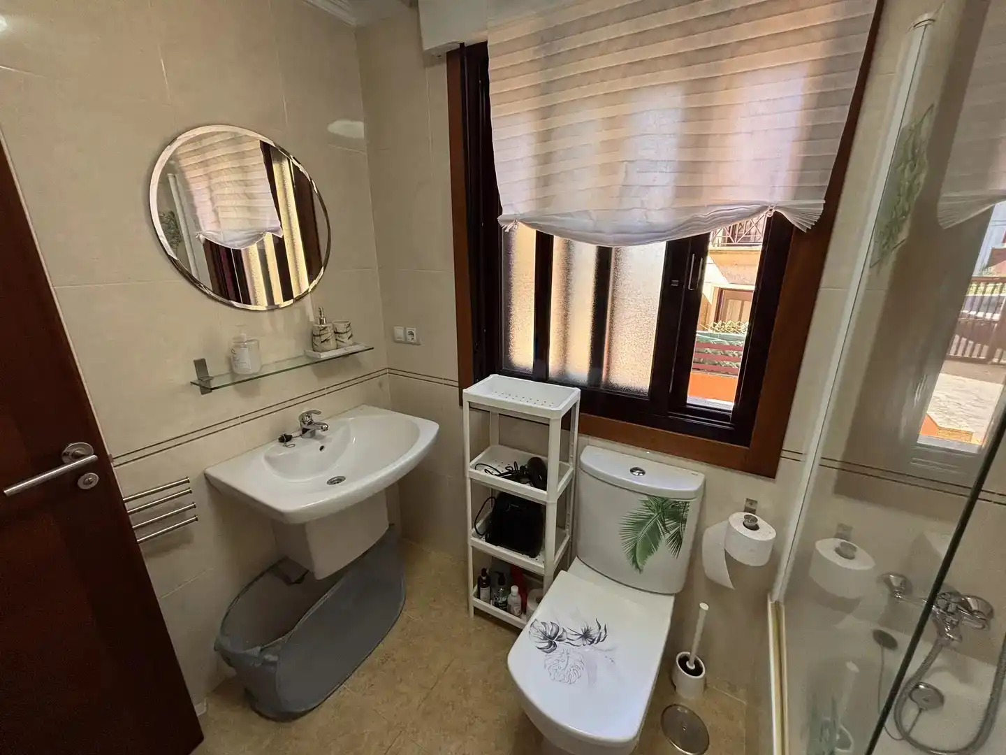 Badezimmer von Erdgeschoss zum Verkauf in O Grove   mit Klimaanlage, Heizung und Privatgarten