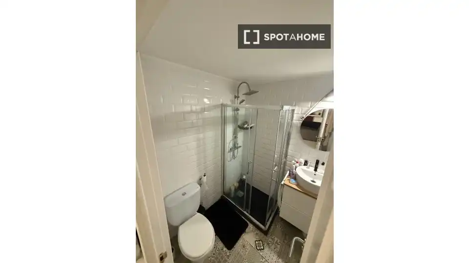 Bathroom of Flat for share in Arganzuela