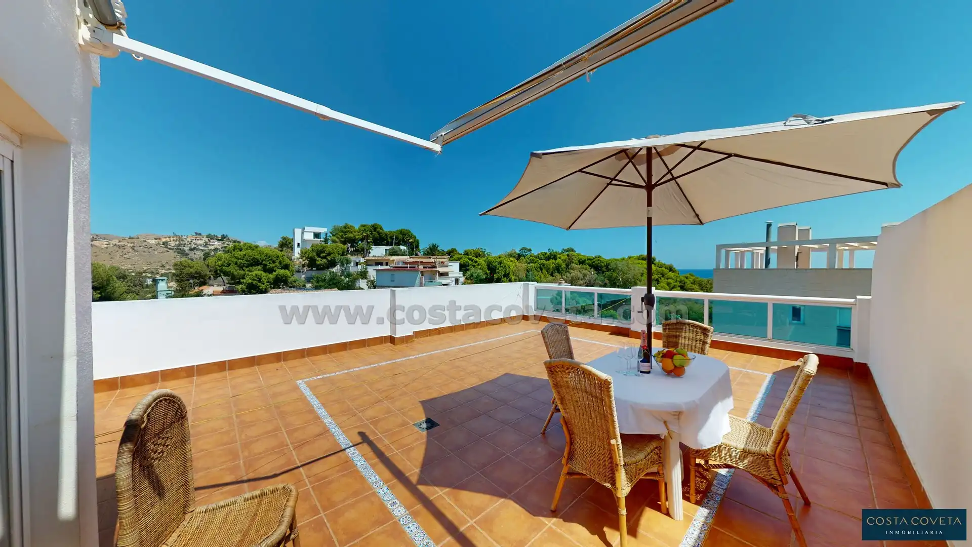 Terrasse von Wohnungen zum Verkauf in El Campello mit Klimaanlage, Terrasse und Möbliert