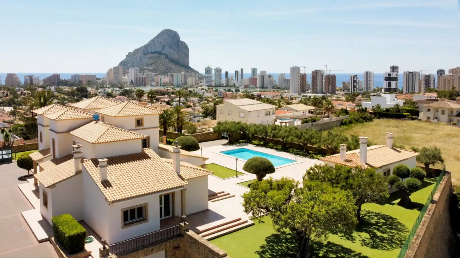 Detached house with terrace for sale in Urbanización Ortenbach