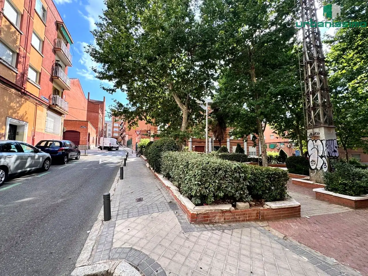Vista exterior de Apartament en venda en Madrid amb Calefacció