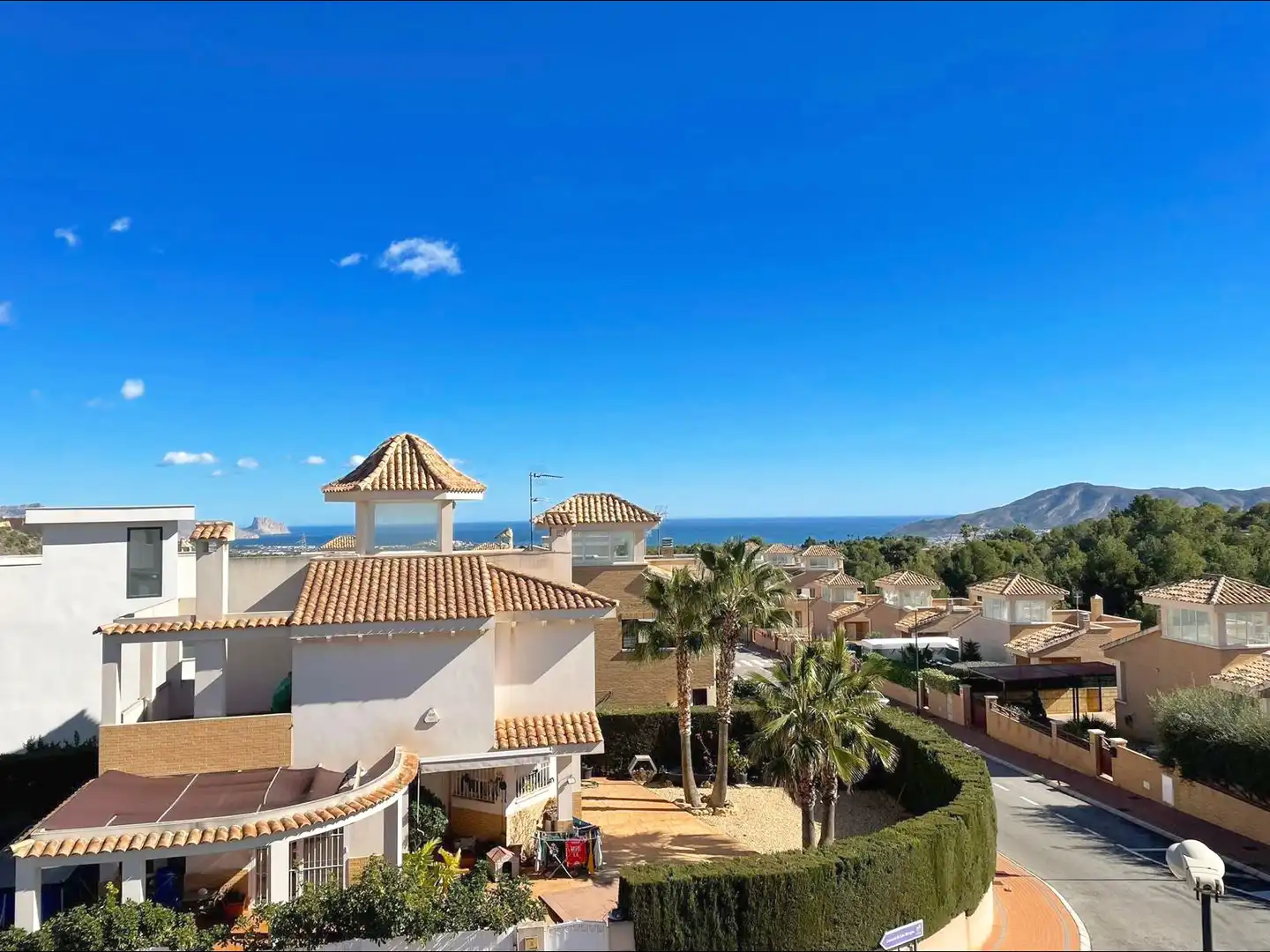 Xalet amb jardí en venda a Montebello - Nou Espai