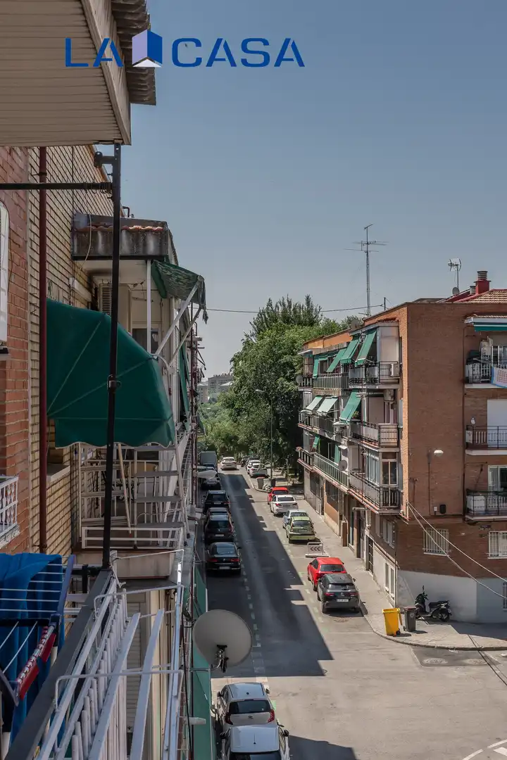 Flat for sale in Calle San Basilio, Pradolongo