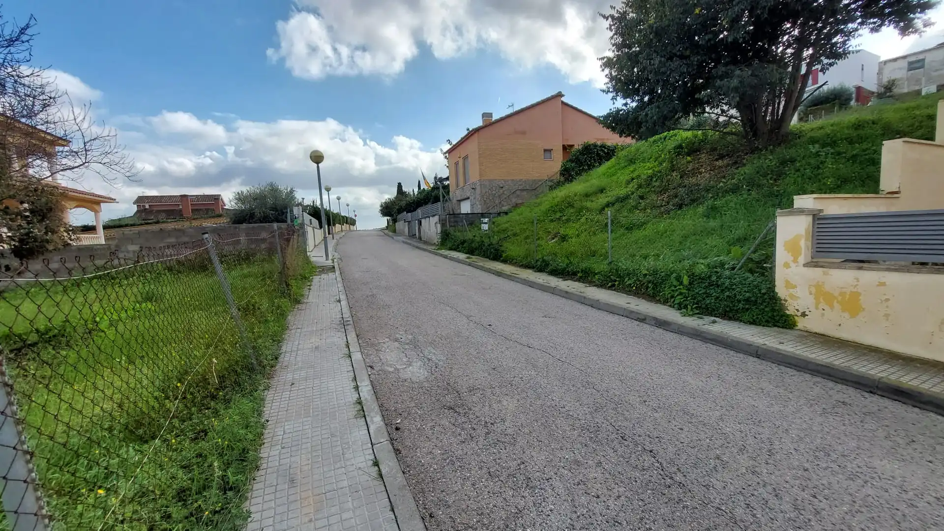 Terreno residencial en venta en Carrer Montserrat, imagen 4