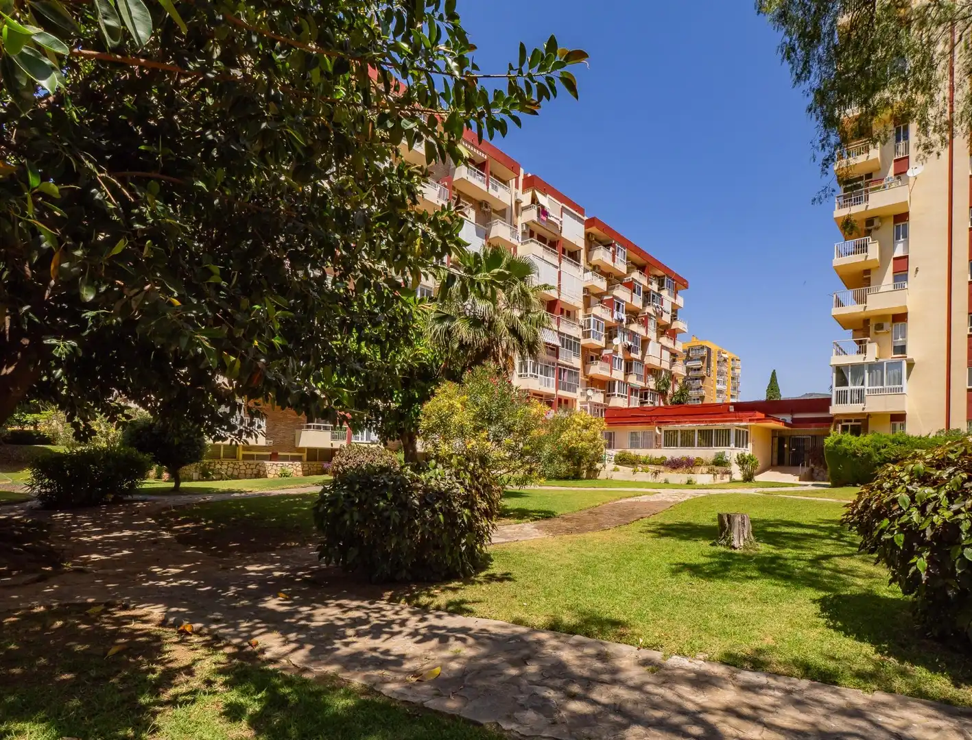 Vista exterior de Estudio en venta en Benalmádena con Aire acondicionado, Jardín privado y Amueblado