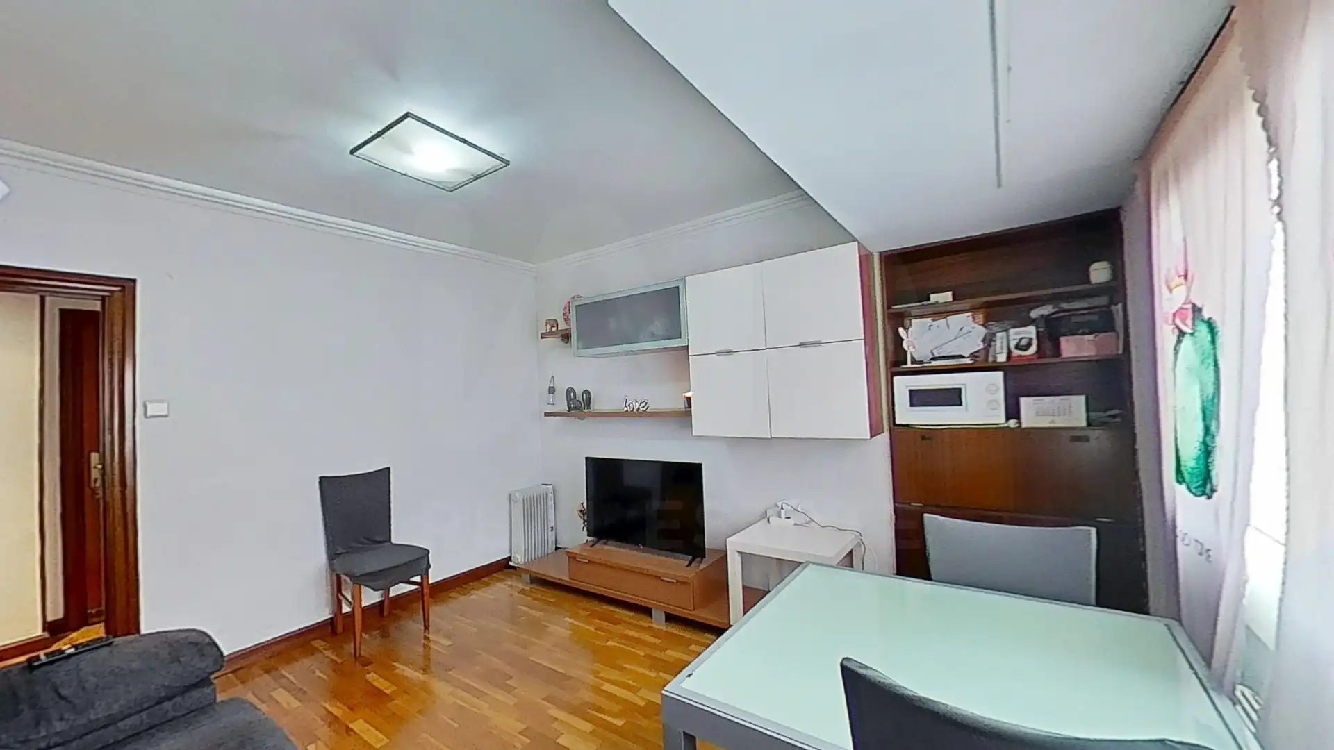 Sala d'estar de Pis en venda en Zaragoza amb Calefacció