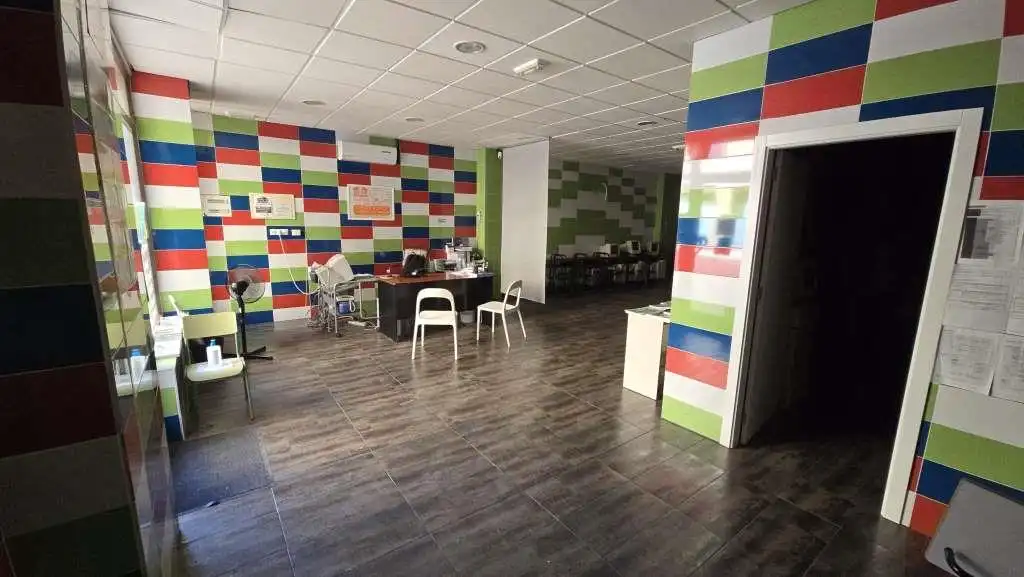 Local comercial en venda a Don Benito, imagen 2