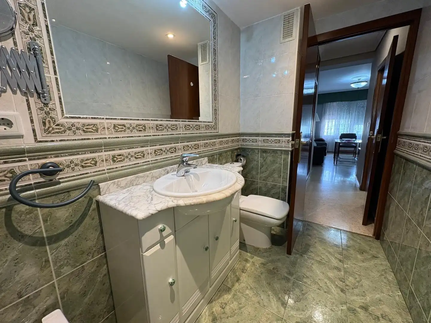 Baño de Piso en venta en Córdoba con Aire acondicionado, Calefacción y Trastero