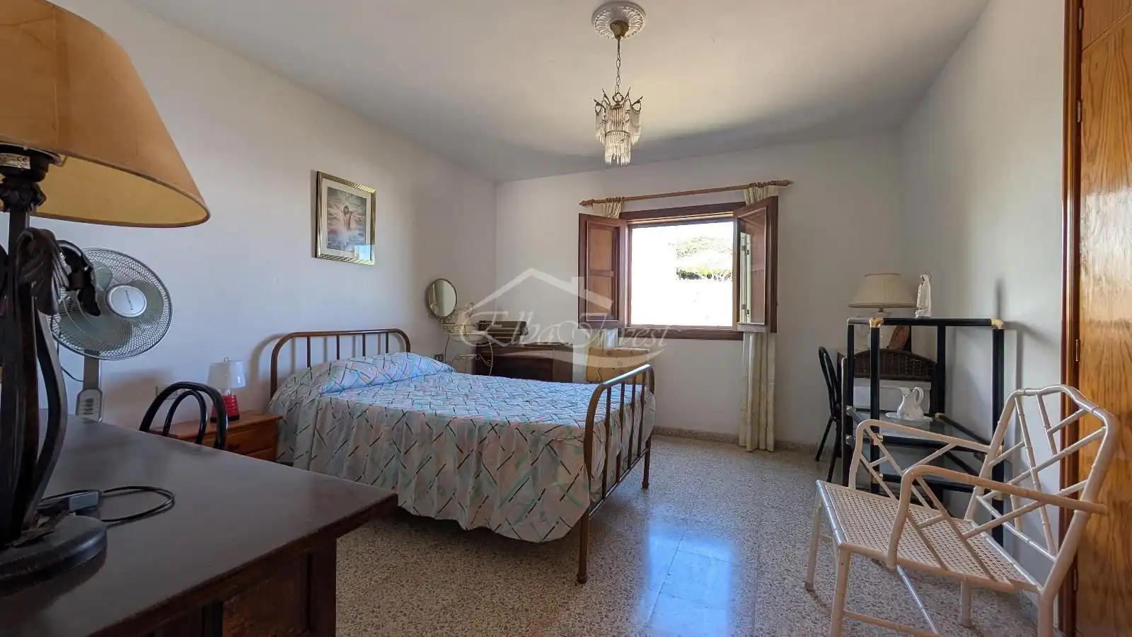 Habitación de Casa adosada en venta en San Miguel de Abona con Jardín privado, Trastero y Amueblado