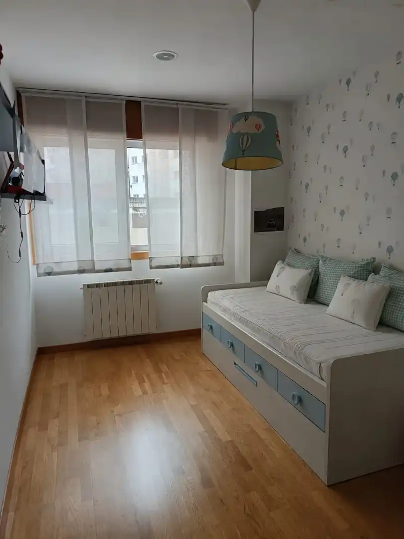 Bedroom of Flat for sale in A Coruña Capital   with Heating, Parquet flooring and Terrace