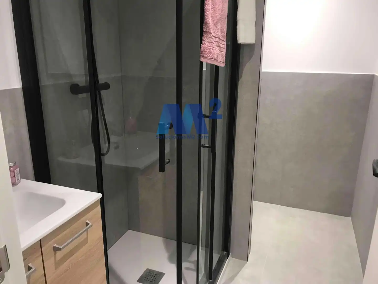 Baño de Oficina en venta en San Sebastián de los Reyes con Aire acondicionado, Terraza y Trastero