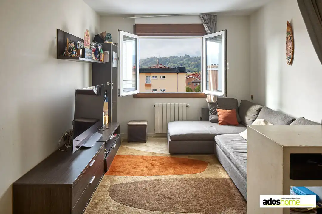 Living room of Flat for sale in Zarautz, Gipuzkoa