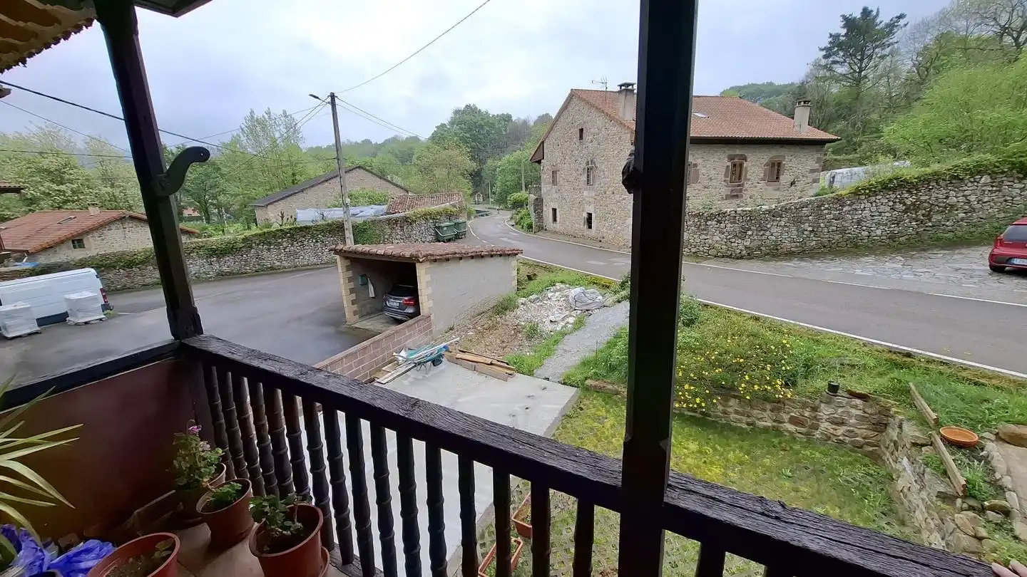 Casa adosada en venda a barrio palacio, Villacarriedo