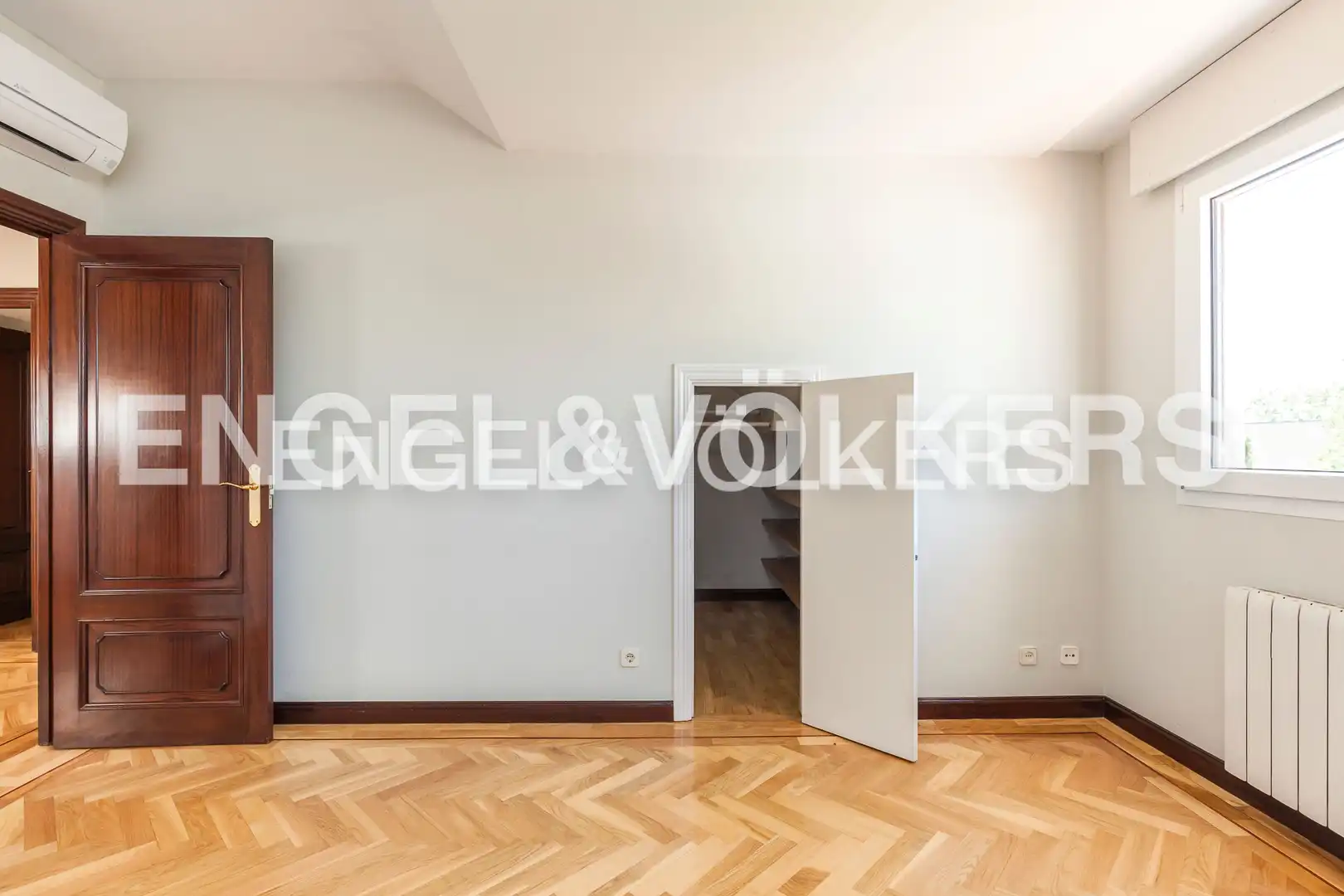Casa o chalet en venta en Madrid con Aire acondicionado, Calefacción y Jardín privado