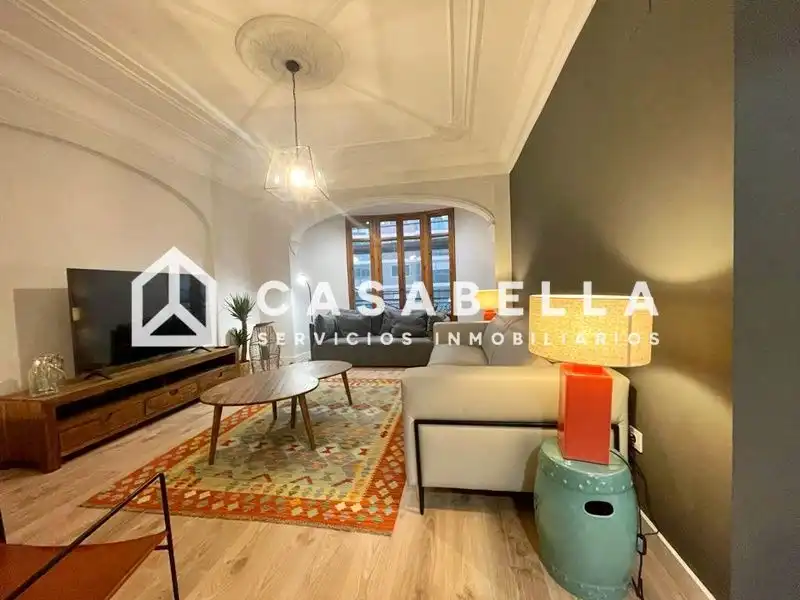 Exterior view of Flat for share in Valencia  with Air Conditioner, Heating and Furnished